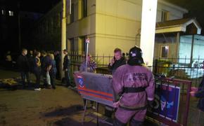 Частная наркологическая клиника «Чистый город»  в Красноярске, в которой ночью произошел пожар, находилась в жилом доме