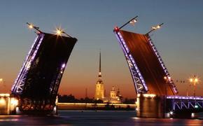 Санкт-Петербург и Москва стали самыми популярными городами для октябрьских экскурсий