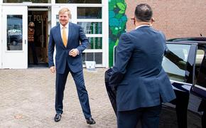 Король Нидерландов прервал отпуск в Греции, чтобы уйти на карантин