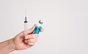 В Роспотребнадзоре перечислили противопоказания к вакцине от коронавируса «ЭпиВакКорона»