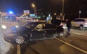 Вице-премьер Алексей Оверчук пострадал в аварии на Кутузовском проспекте