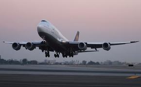 Boeing 747 совершил экстренную посадку в Новосибирске