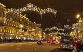 Россияне массово отменяют новогодние туры в Санкт-Петербург