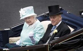 DM: королева Елизавета и принц Филипп в ближайшие недели планируют сделать прививку от COVID-19
