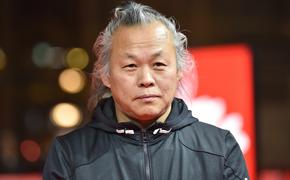 Корейский режиссер Ким Ки Дук скончался из-за осложнений, вызванных COVID-19