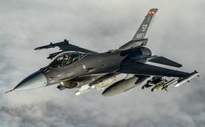 Sohu назвало два возможных варианта ответа России на «слоновью прогулку» ВВС США на Аляске