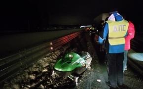 Два человека погибли в ДТП со снегоходом и грузовиком в Екатеринбурге 