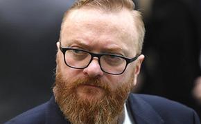 Милонов поддержал идею регистрироваться в соцсетях по паспорту