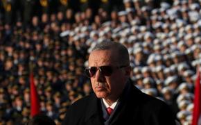 В Турции 103 отставных адмирала направили протест Эрдогану в связи с его антиконституционной деятельностью