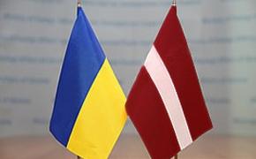 Министр иностранных дел Латвии заявил о готовности эвакуировать дипломатов из Киева