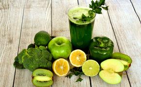 Диетолог Соломатина перечислила витамины, которые можно употреблять в весенний период