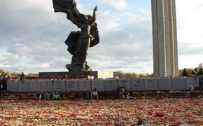 Какое отношение памятник Освободителям Риги имеет к спецоперации?