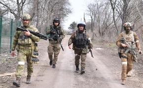 На правом фланге Донбасской дуги идут тяжёлые бои, без сколь-нибудь заметного продвижения вперёд 