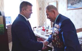 Челябинский единоросс посетил ветерана в преддверии Дня Победы