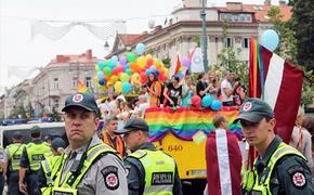 Латвия на грани банкротства, но зато Baltic pride ЛГБТ состоится в любую погоду