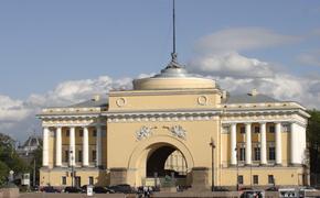 Общественный деятель Сафронов: петербуржцы предлагают чиновникам Смольного поменять личный транспорт на душные автобусы