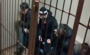 Двух экс-сотрудников УФСКН осудили за избиение